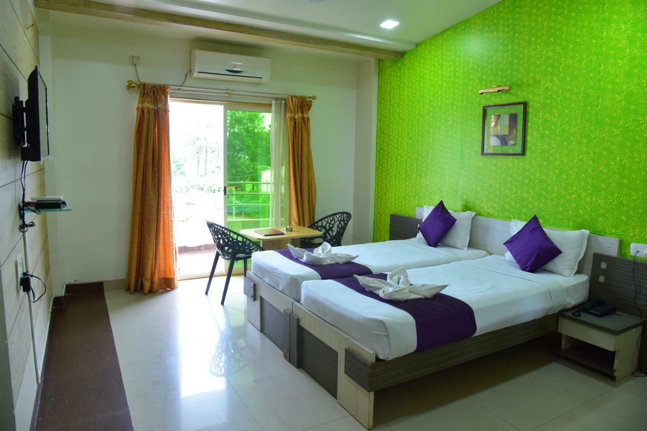 Pirangut Palette - Spring Hills Resort מראה חיצוני תמונה